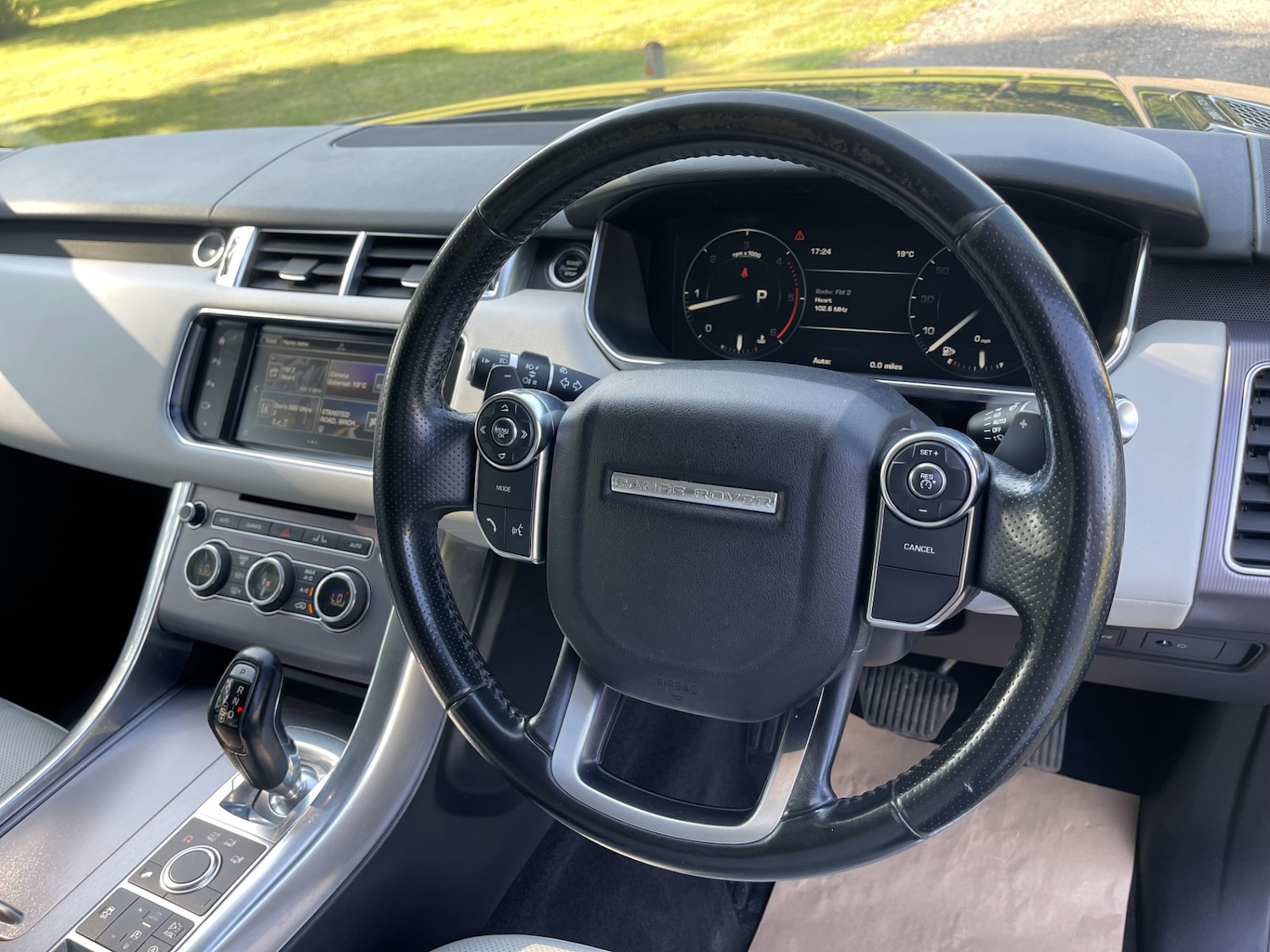 Used Land Rover Range Rover Sport 2015 for sale - 77125820: Photo 24