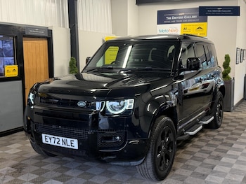 Used Land Rover Defender 110 2022 for sale - 79102180: Photo