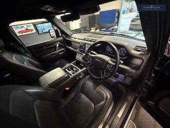 Used Land Rover Defender 110 2022 for sale - 79102180: Photo