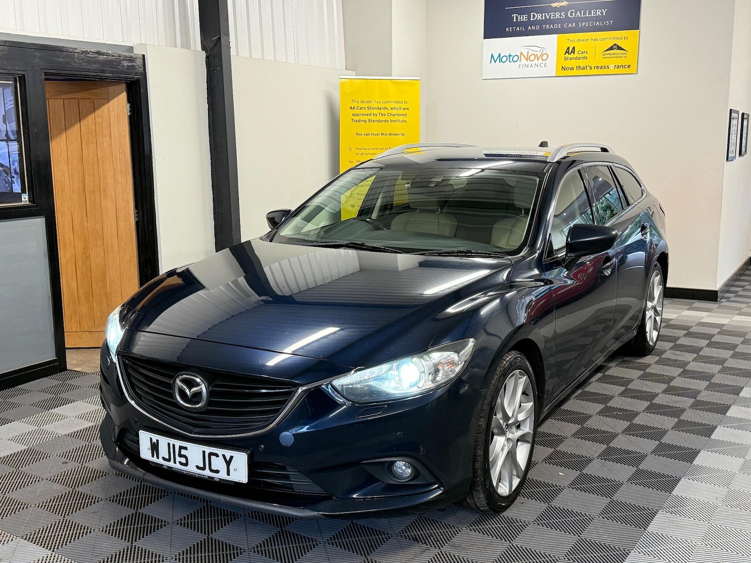 Used Mazda Mazda6 2015 for sale - 76152548: Photo 2