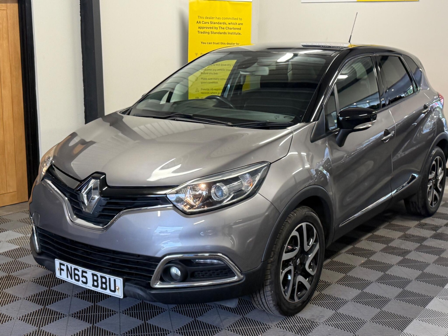 Used Renault Captur 2015 for sale - 76059588: Photo 11