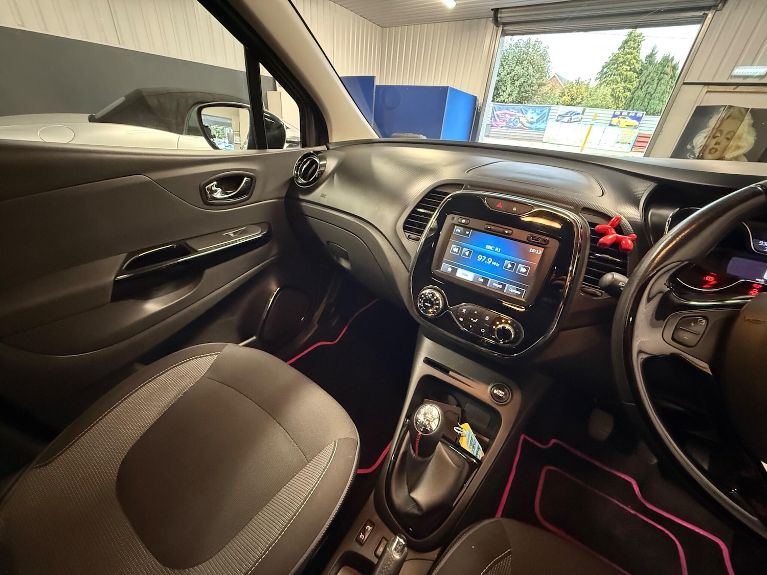 Used Renault Captur 2015 for sale - 76059588: Photo 24