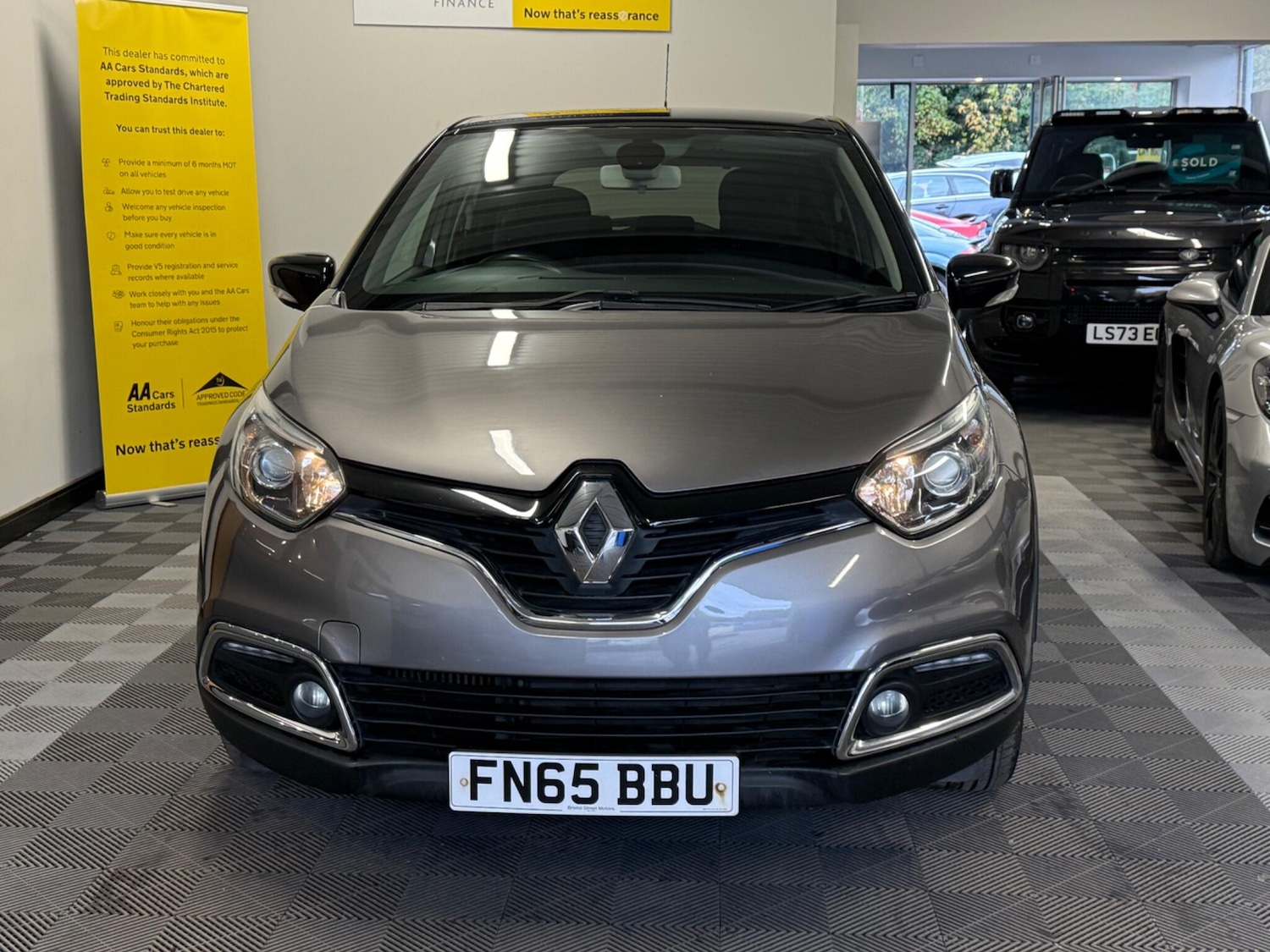 Used Renault Captur 2015 for sale - 76059588: Photo 3