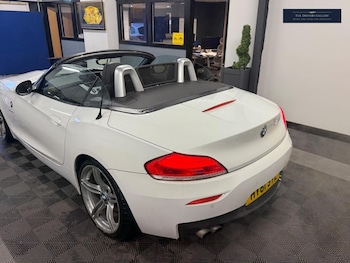 Used BMW Z4 2011 for sale - 79102152: Photo