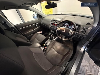 Used Mitsubishi ASX 2010 for sale - 79102183: Photo