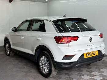 Used Volkswagen T-Roc 2019 for sale - 79852284: Photo