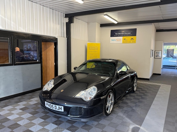 Used Porsche 911 2005 for sale - 76189036: Photo 1