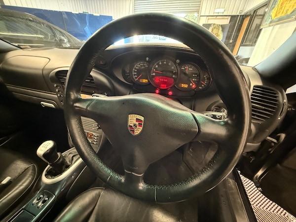 Used Porsche 911 2005 for sale - 76189036: Photo 8
