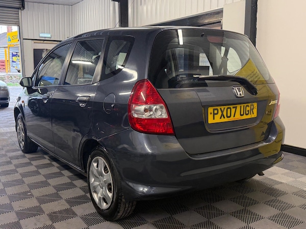 Used Honda Jazz 2007 for sale - 76199845: Photo 3