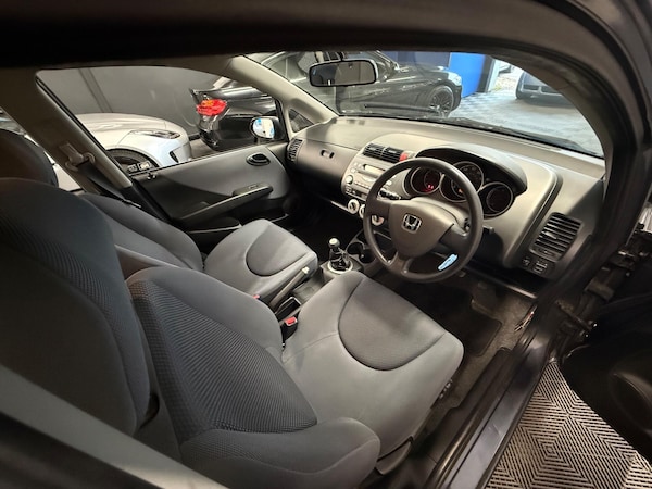 Used Honda Jazz 2007 for sale - 76199845: Photo 4