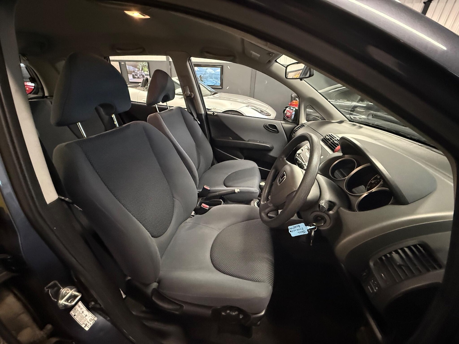 Used Honda Jazz 2007 for sale - 76199845: Photo 9