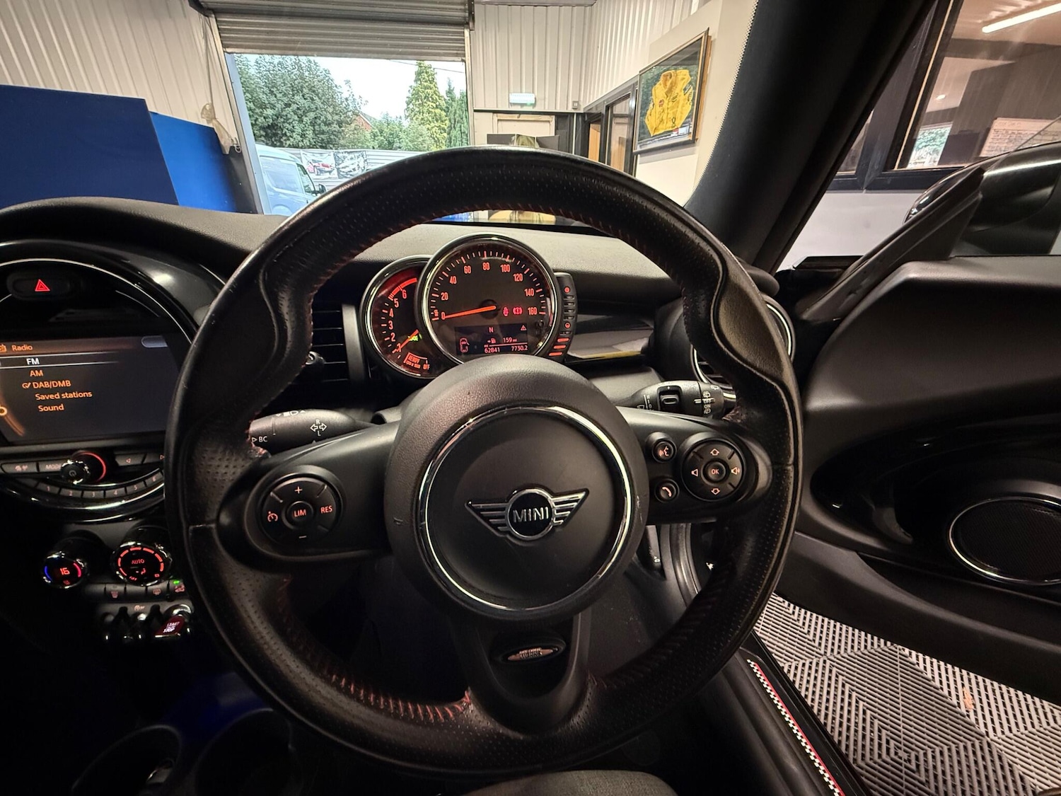 Used MINI Hatch 2015 for sale - 76109679: Photo 28