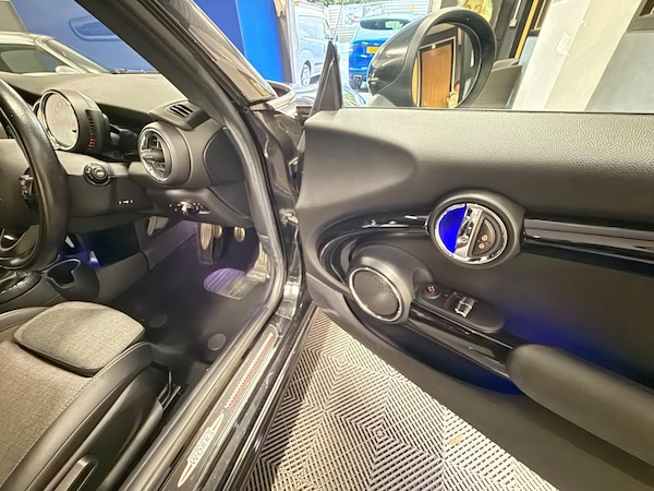 Used MINI Hatch 2015 for sale - 76109679: Photo 31