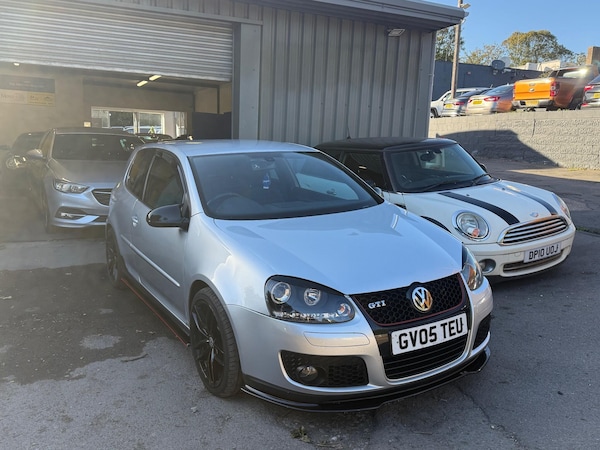 Used Volkswagen Golf 2005 for sale - 76189884: Photo 1