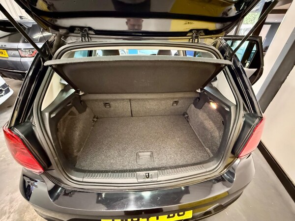 Used Volkswagen Polo 2014 for sale - 75696199: Photo 27