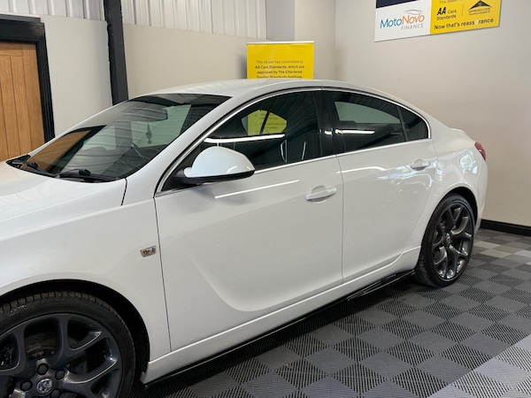 Used Vauxhall Insignia 2010 for sale - 76059541: Photo 24
