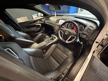 Used Vauxhall Insignia 2010 for sale - 76059541: Photo