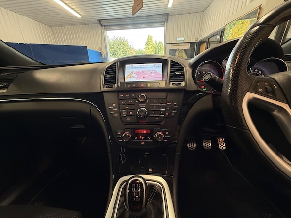 Used Vauxhall Insignia 2010 for sale - 76059541: Photo 8