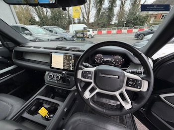 Used Land Rover Defender 110 2023 for sale - 79102150: Photo