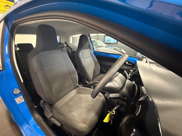 Used Volkswagen up! 2015 for sale - 76307110: Photo 8