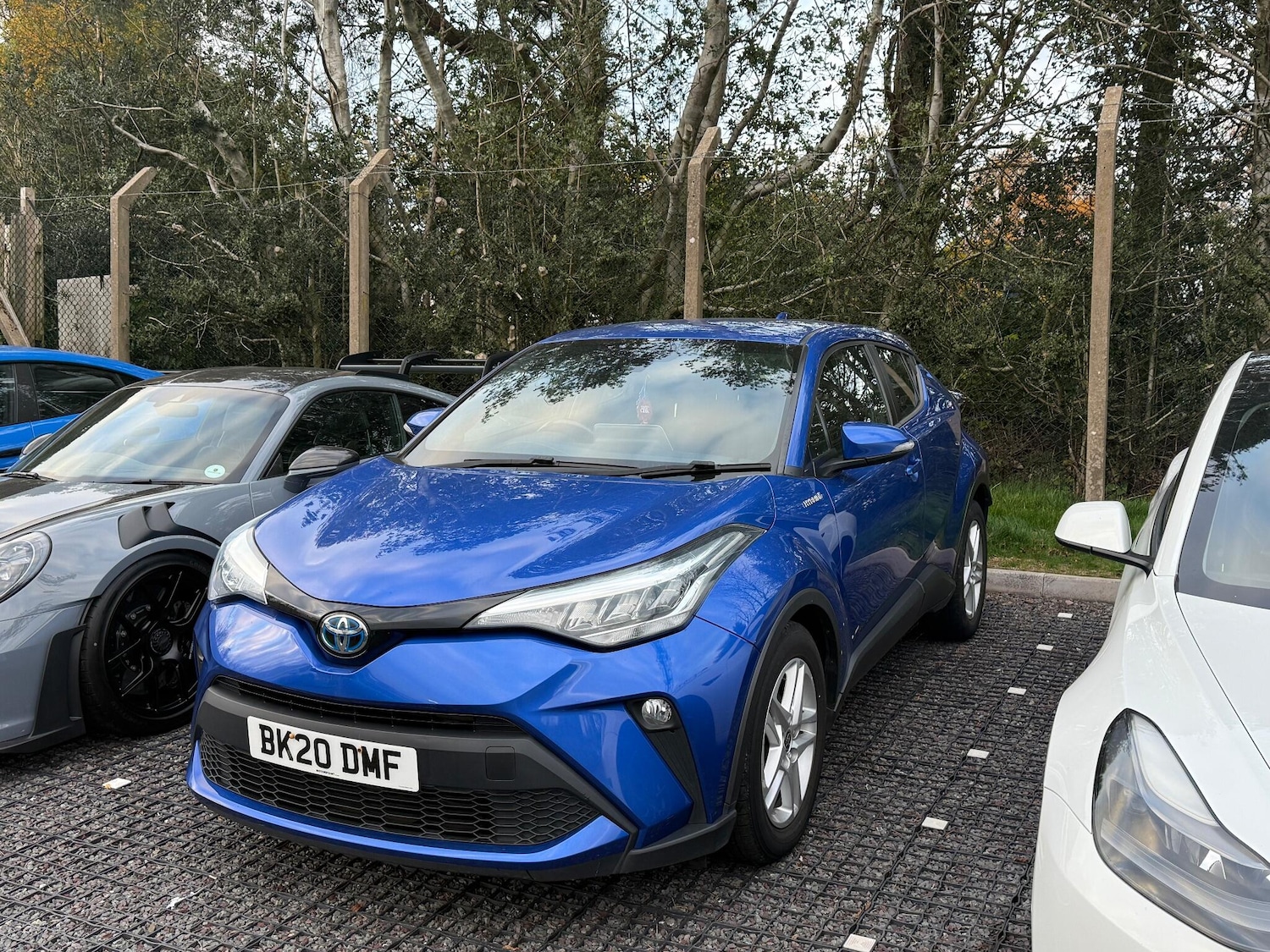 Used Toyota C-HR 2020 for sale - 76499730: Photo 1
