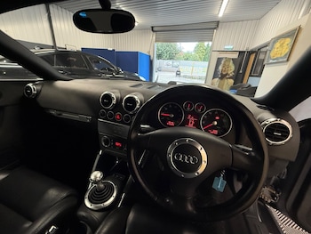 Used Audi TT 2002 for sale - 76199739: Photo 3