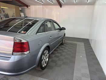 Used Vauxhall Vectra 2008 for sale - 79735681: Photo