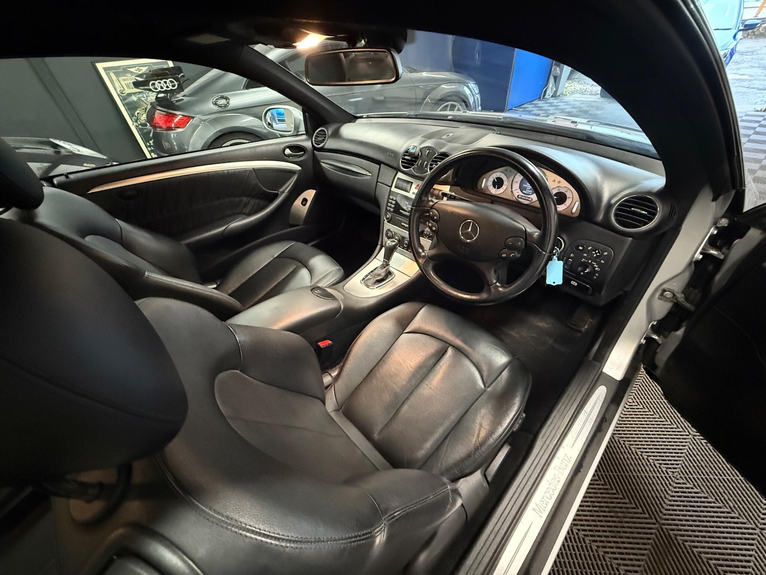 Used Mercedes-Benz CLK 2009 for sale - 76200733: Photo 12