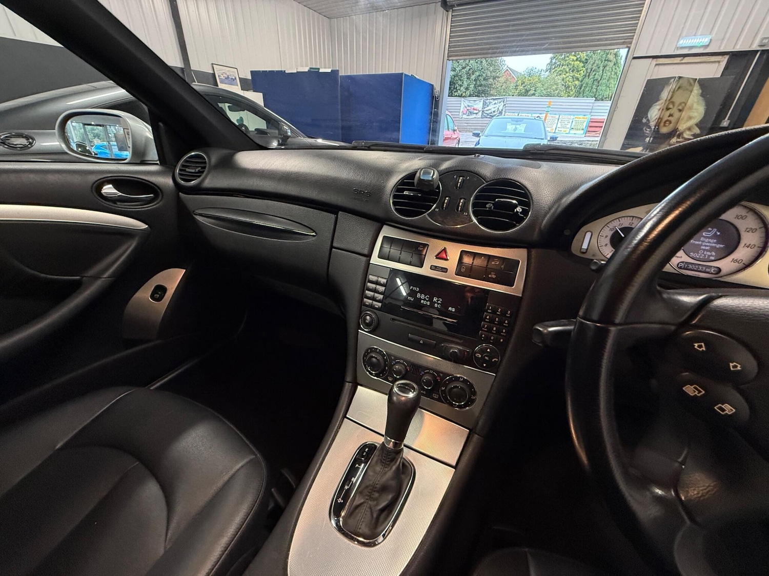 Used Mercedes-Benz CLK 2009 for sale - 76200733: Photo 21