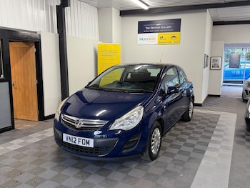 Vauxhall - Corsa