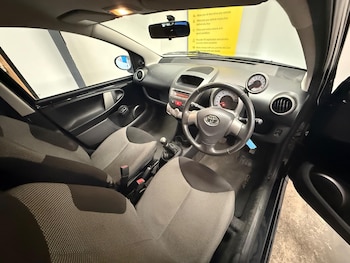 Used Toyota AYGO 2012 for sale - 75539697: Photo