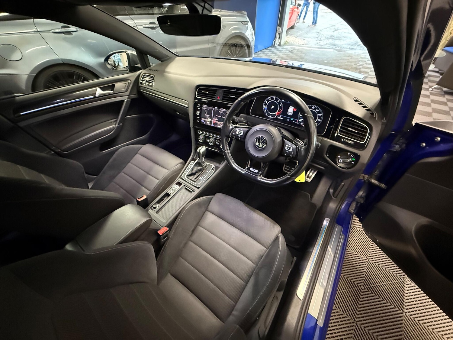 Used Volkswagen Golf 2018 for sale - 76457979: Photo 5