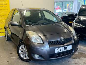 Used Toyota Yaris 2011 for sale - 75128091: Photo