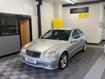 Used Mercedes-Benz C Class 2004 for sale - 76389072: Photo