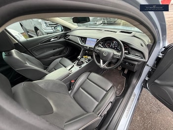 Used Vauxhall Insignia 2017 for sale - 79102174: Photo