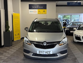 Used Vauxhall Zafira Tourer 2017 for sale - 79102161: Photo