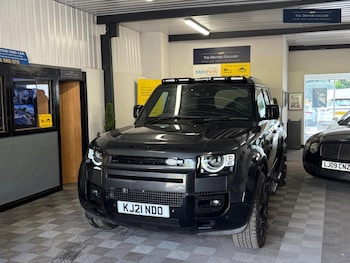 Used Land Rover Defender 110 2021 for sale - 79102192: Photo