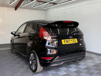 Used Ford Fiesta 2017 for sale - 79205535: Photo