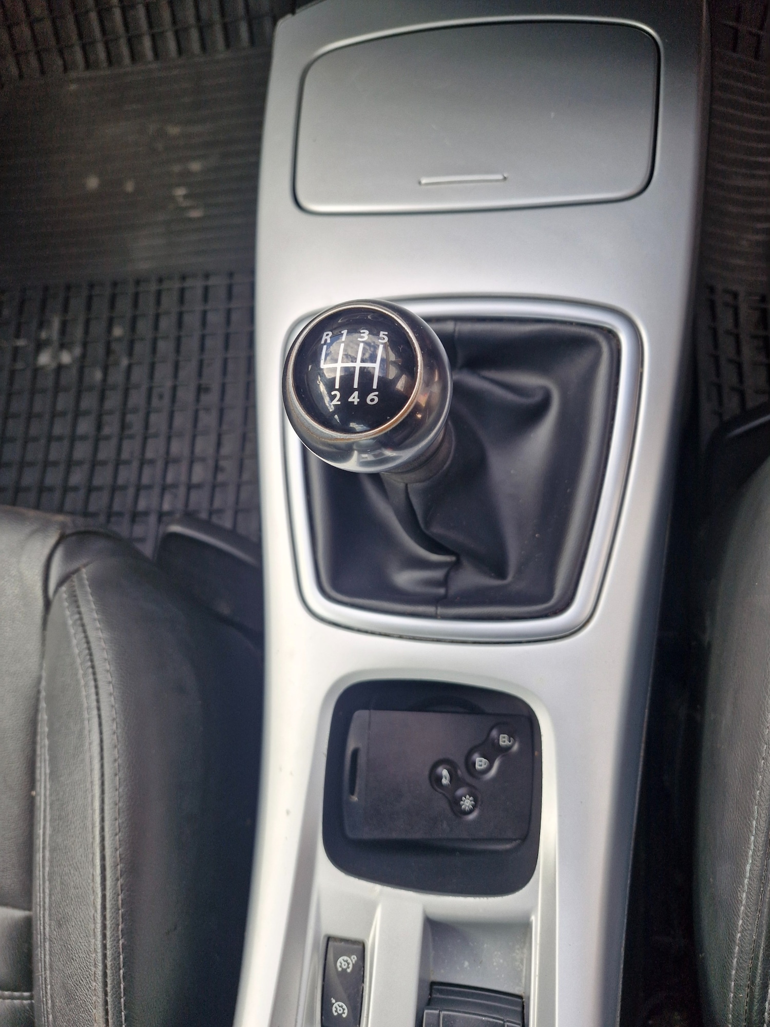 Used Renault Laguna 2009 for sale - 76182535: Photo 5