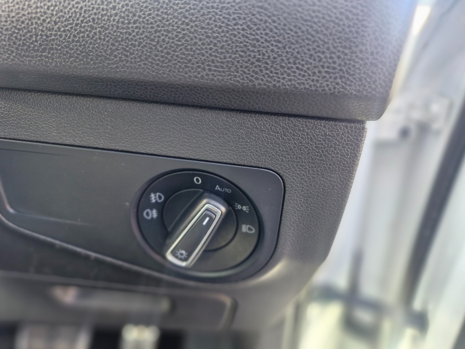 Used Volkswagen Tiguan 2019 for sale - 77578791: Photo 3