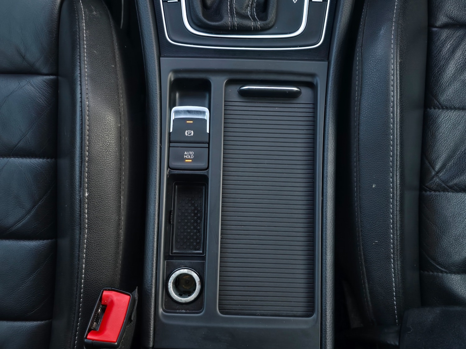 Used Volkswagen Golf 2014 for sale - 76693877: Photo 16