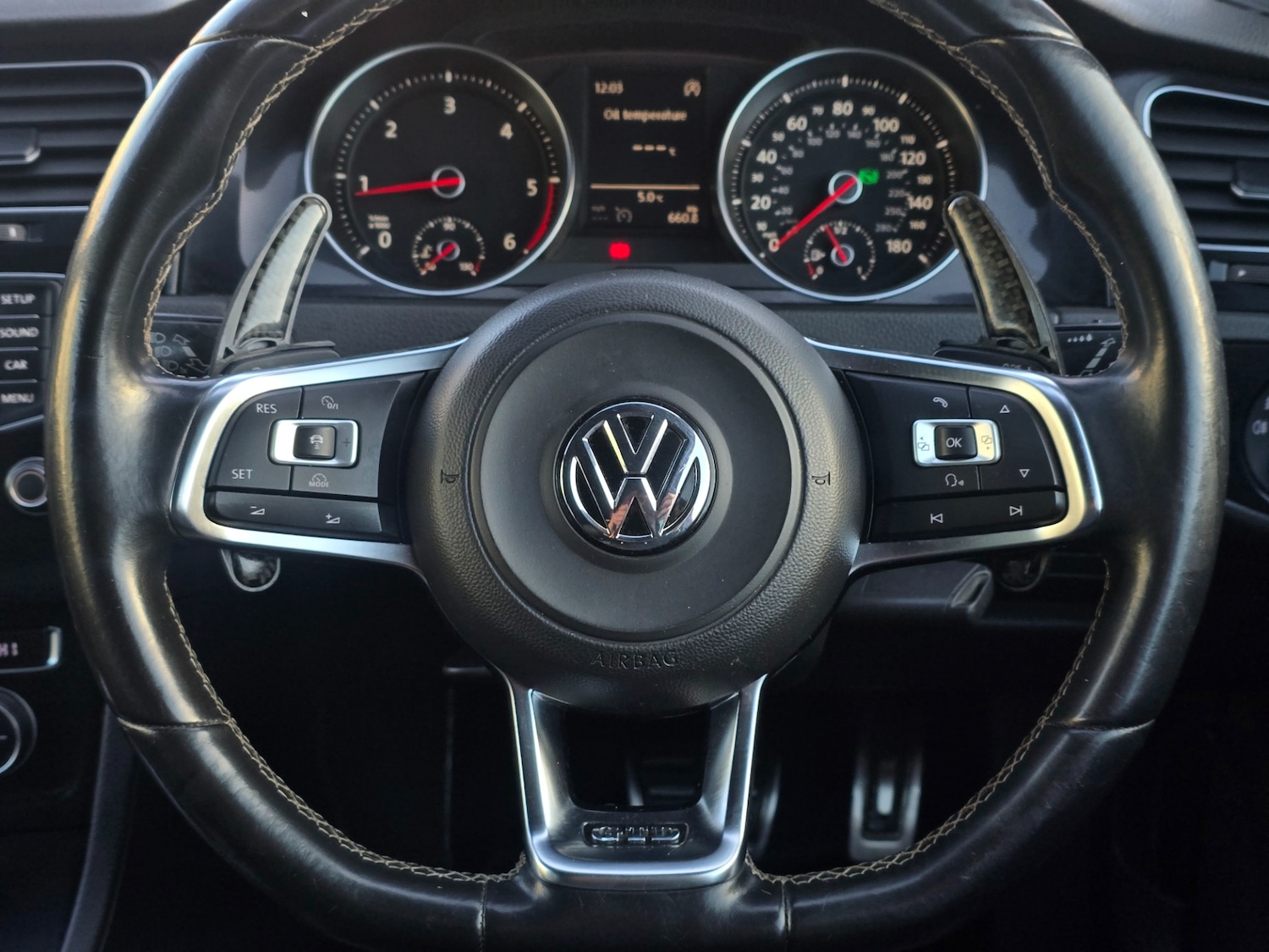 Used Volkswagen Golf 2014 for sale - 76693877: Photo 17