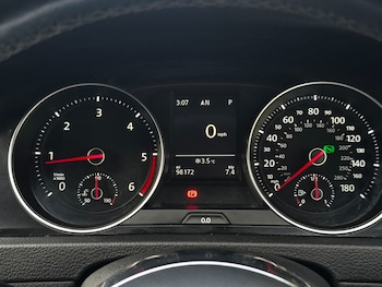 Used Volkswagen Golf 2015 for sale - 77363214: Photo