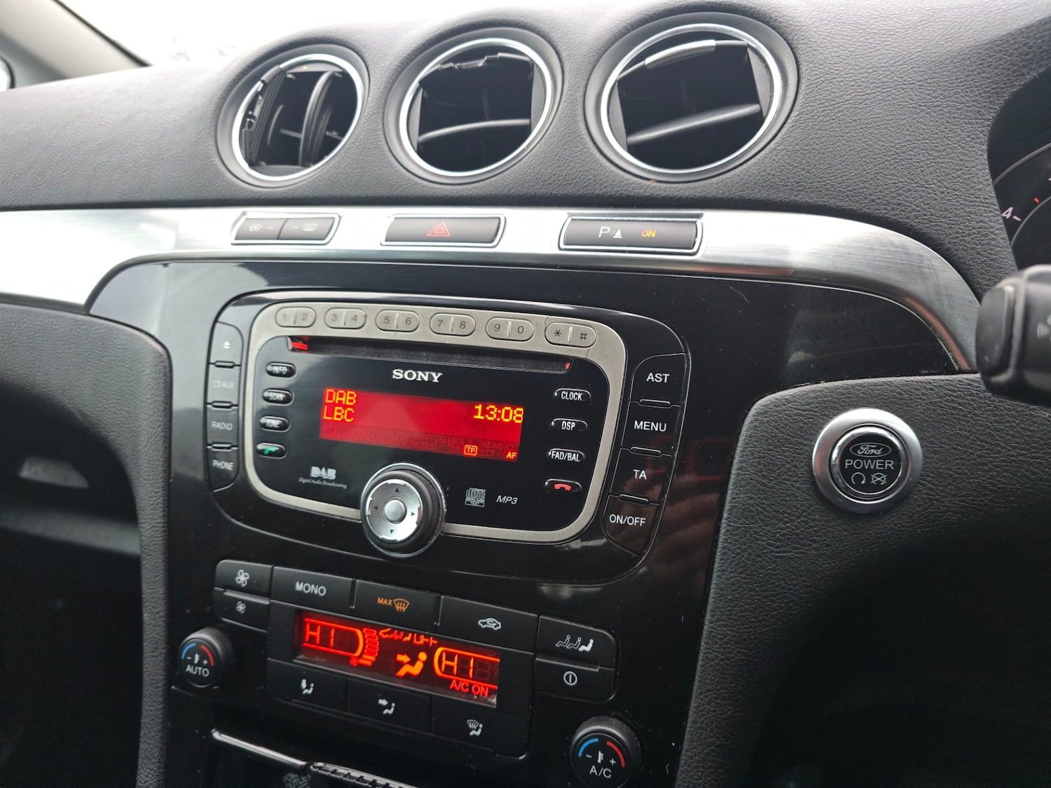 Used Ford Galaxy 2014 for sale - 76748313: Photo 20