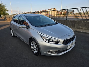 Used Kia Ceed 2015 for sale - 79545776: Photo