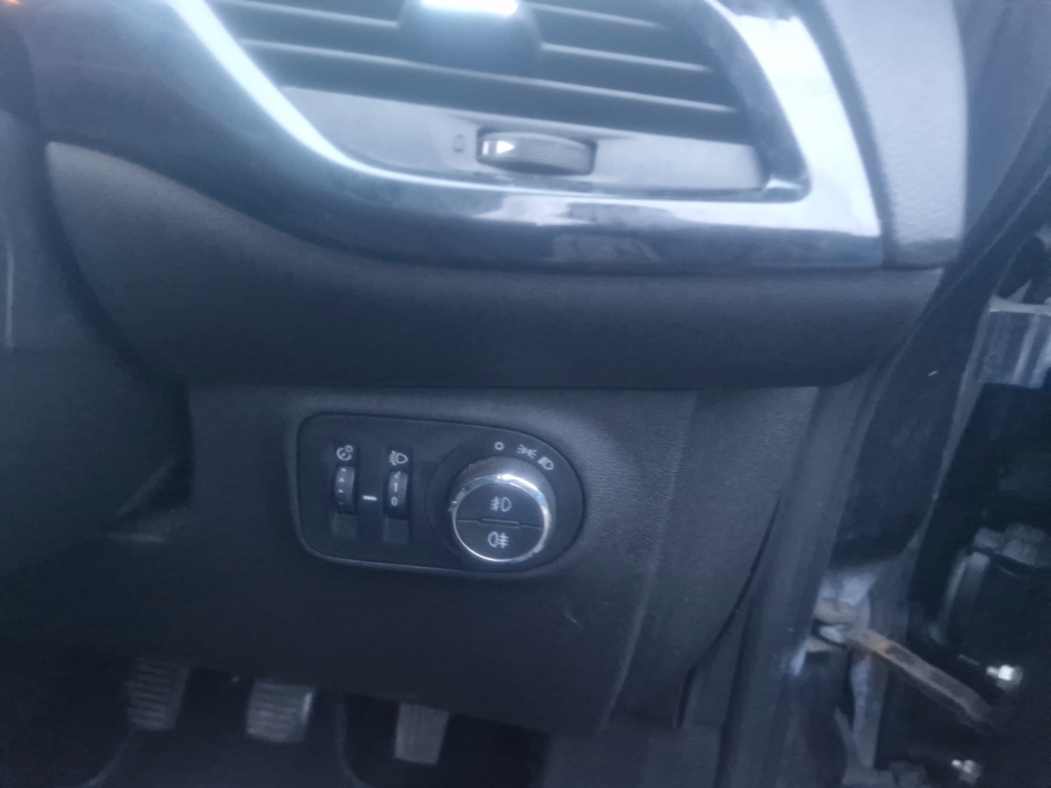 Used Vauxhall Corsa 2017 for sale - 76387500: Photo 13