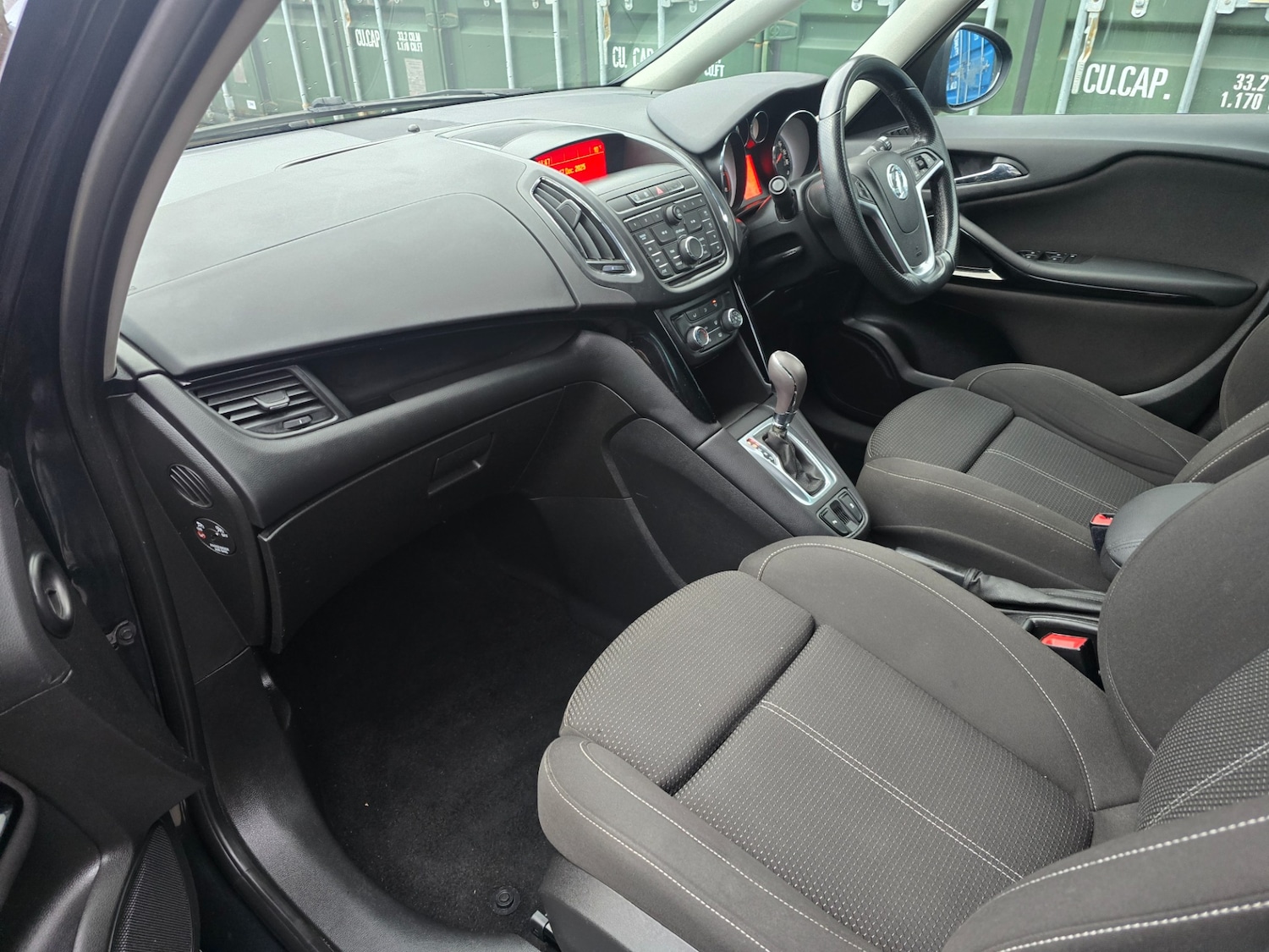 Used Vauxhall Zafira 2014 for sale - 77001489: Photo 9