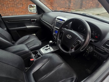 Used Hyundai Santa Fe 2012 for sale - 75852436: Photo