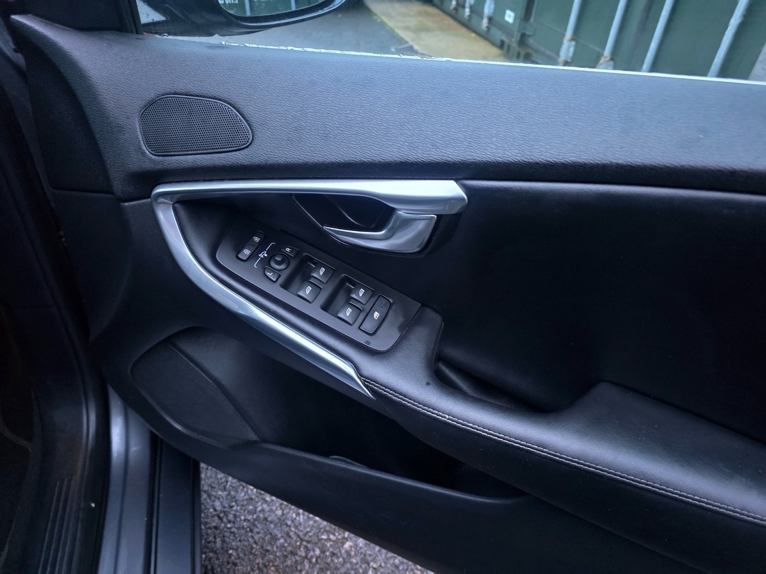 Used Volvo V40 2013 for sale - 76560120: Photo 14