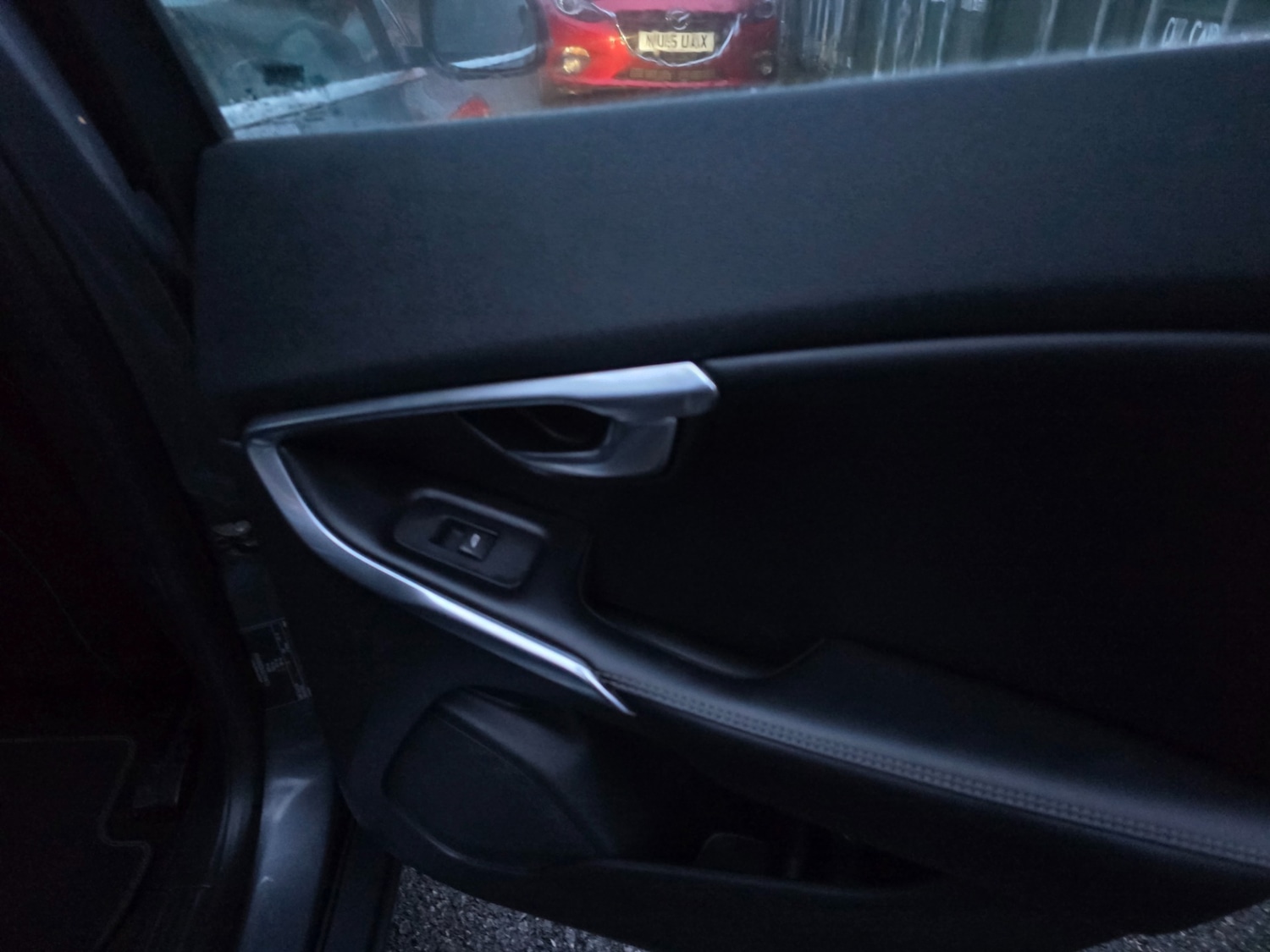 Used Volvo V40 2013 for sale - 76560120: Photo 15